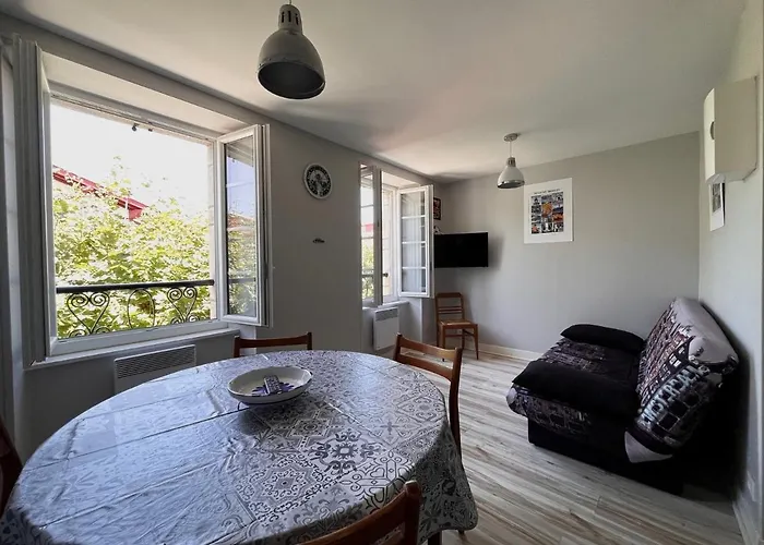 T2 Charmant A 170M De La Plage - Centre-Ville Saint-Jean-De-Luz - Fr-1-239-843