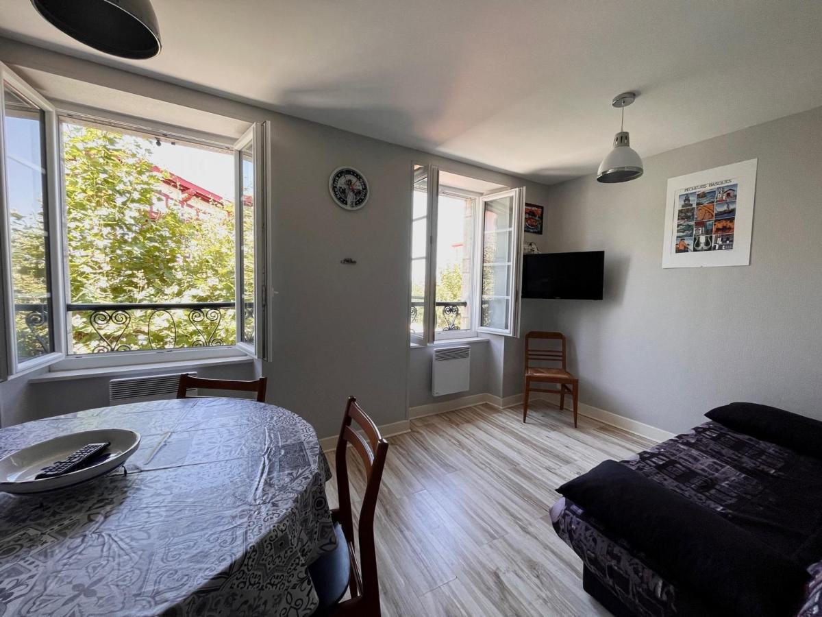 Apartment T2 A 170m De La - Centre-ville - Fr-1-239-843 Saint-Jean-de-Luz